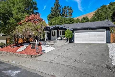 2563 Patra Dr, El Sobrante, CA 94803