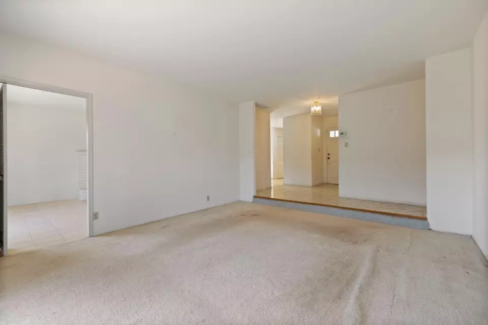 Living - 6421 Montana Ct, San Jose, CA 95120 photo 3 of 5