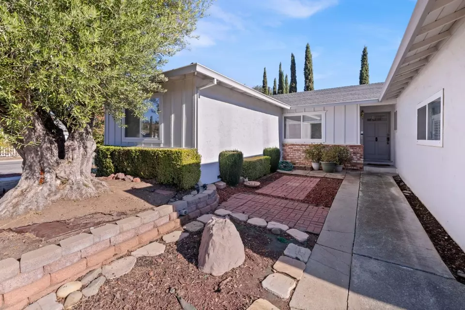 Exterior - 6421 Montana Ct, San Jose, CA 95120 photo 3 of 7