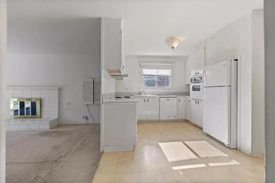 Kitchen - 6421 Montana Ct, San Jose, CA 95120 photo 1 of 2