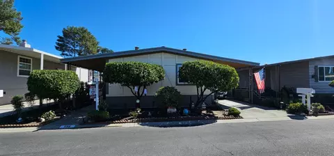 556 Millpond Dr 556, San Jose, CA 95125