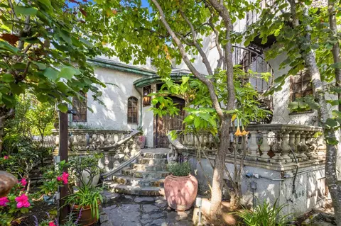 1300 Paloma Ave, Burlingame, CA 94010