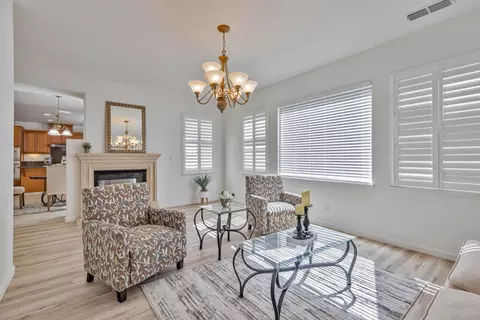 202 W Fauna Ave, Mountain House, CA 95391