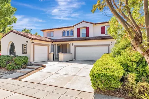 202 W Fauna Ave, Mountain House, CA 95391