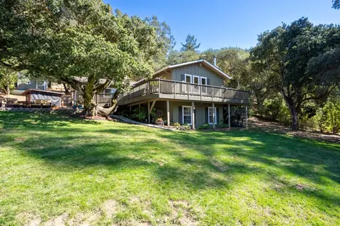 2471 Tuckahoe Ter, Royal Oaks, CA 95076