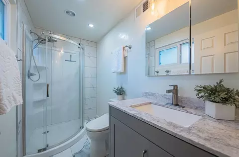 Bath - 22720 Picador Dr, Salinas, CA 93908 photo 1 of 5