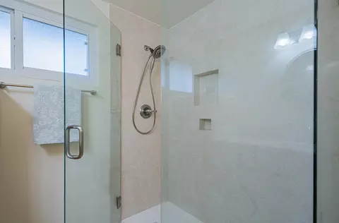 Bath - 22720 Picador Dr, Salinas, CA 93908 photo 5 of 5