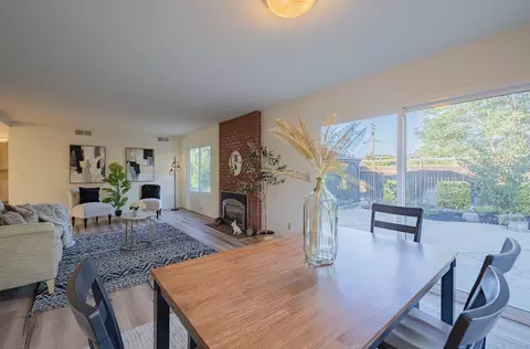 Dining - 22720 Picador Dr, Salinas, CA 93908 photo 2 of 4