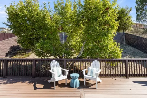 Exterior - 1136 Oddstad Blvd, Pacifica, CA 94044 photo 5 of 7