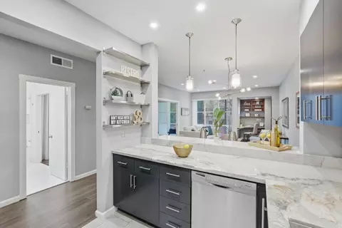 97 E Saint James St 26, San Jose, CA 95112