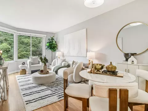 240 Lombard St 727, San Francisco, CA 94111
