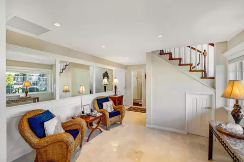Entry Way - 127 16th St, Pacific Grove, CA 93950 photo 1 of 6