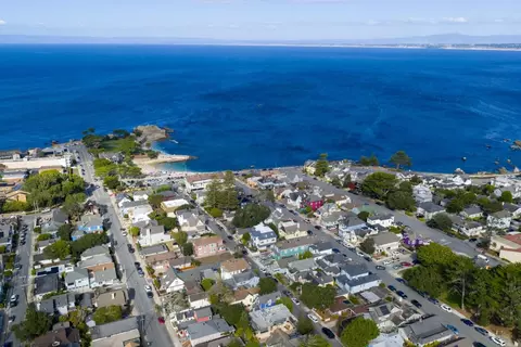 View/Area - 127 16th St, Pacific Grove, CA 93950 photo 3 of 5