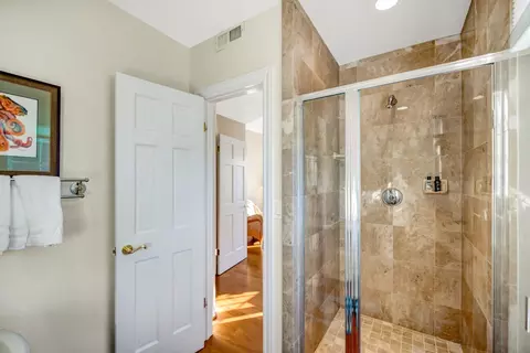Bath - 127 16th St, Pacific Grove, CA 93950 photo 4 of 7