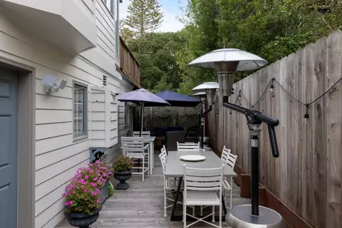 Exterior - 127 16th St, Pacific Grove, CA 93950 photo 3 of 4