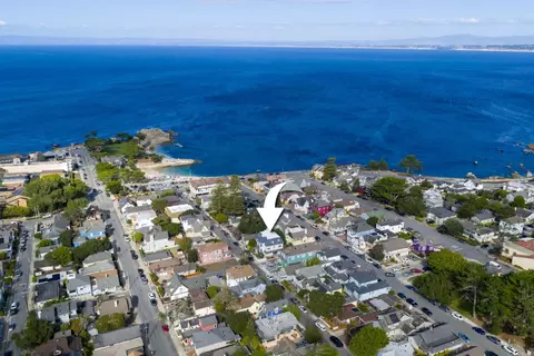 View/Area - 127 16th St, Pacific Grove, CA 93950 photo 2 of 5