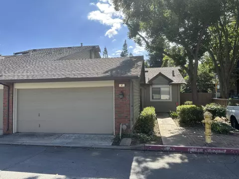 92 Frontier Trail Dr, San Jose, CA 95136