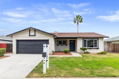 8190 Westwood Dr, Gilroy, CA 95020