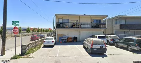 748 Clara St, Oakland, CA 94603