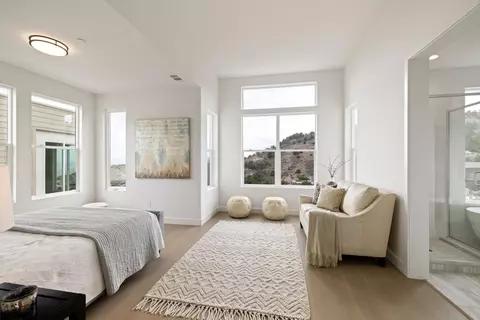 Bedroom - 817 Fassler Ave, Pacifica, CA 94044 photo 1 of 4