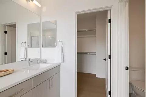 Bath - 817 Fassler Ave, Pacifica, CA 94044 photo 3 of 4