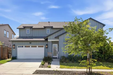 Exterior - 17214 Bowling Ct, Lathrop, CA 95330 photo 3 of 14