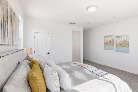 Bedroom - 17214 Bowling Ct, Lathrop, CA 95330 photo 9 of 16