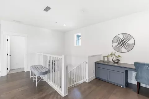 Entry Way - 17214 Bowling Ct, Lathrop, CA 95330 photo 4 of 10