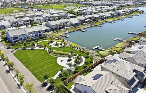 View/Area - 17214 Bowling Ct, Lathrop, CA 95330 photo 8 of 15