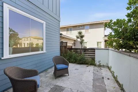 Exterior - 17214 Bowling Ct, Lathrop, CA 95330 photo 7 of 14
