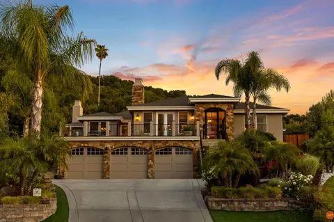 129 Dover St, Los Gatos, CA 95032