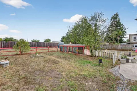 1610 Bulb Ave, Santa Cruz, CA 95062