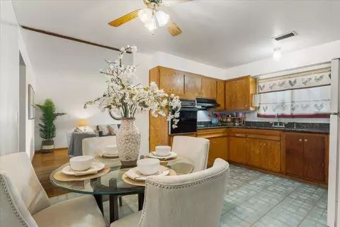 Dining - 386 Heath St, Milpitas, CA 95035 photo 2 of 3