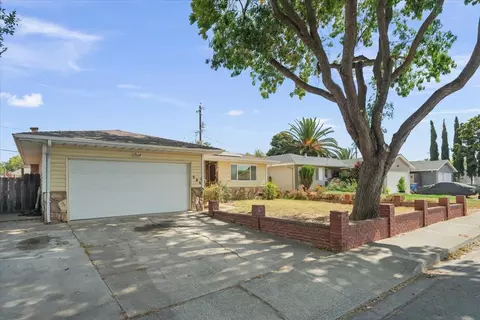 Exterior - 386 Heath St, Milpitas, CA 95035 photo 2 of 5