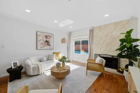 32395 Sheffield Ln, Union City, CA 94587