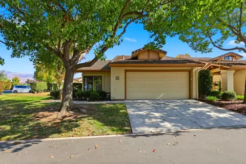 3120 Lake Trasimeno Dr, San Jose, CA 95135