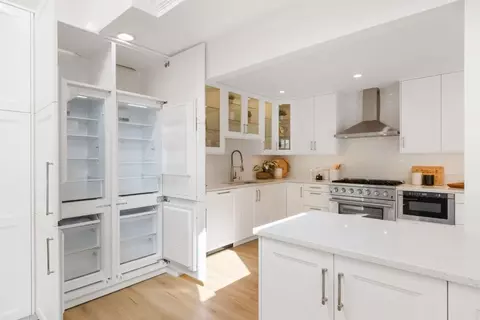 Kitchen - 1127 Galvez Dr, Pacifica, CA 94044 photo 5 of 5