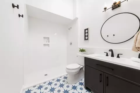 Bath - 1127 Galvez Dr, Pacifica, CA 94044 photo 1 of 9