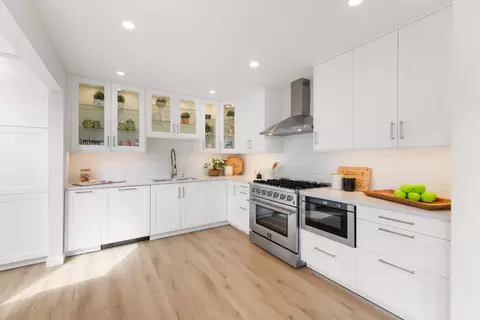 Kitchen - 1127 Galvez Dr, Pacifica, CA 94044 photo 1 of 5