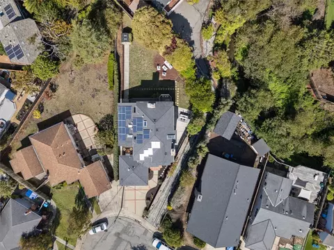 View/Area - 1127 Galvez Dr, Pacifica, CA 94044 photo 1 of 6