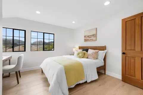 Bedroom - 1127 Galvez Dr, Pacifica, CA 94044 photo 13 of 14