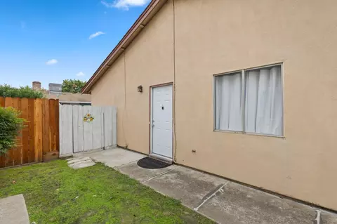 Exterior - 2012 W Rumble Rd, Modesto, CA 95350 photo 2 of 10