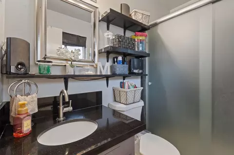Bath - 2012 W Rumble Rd, Modesto, CA 95350 photo 3 of 5