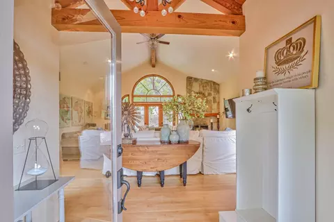 Entry Way - 180 San Benancio Rd, Salinas, CA 93908 photo 1 of 1