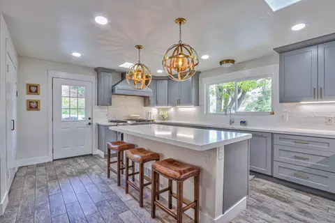 Kitchen - 180 San Benancio Rd, Salinas, CA 93908 photo 1 of 5