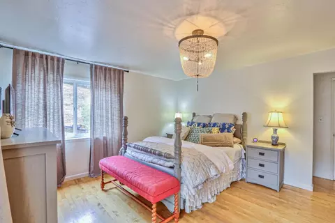 Bedroom - 180 San Benancio Rd, Salinas, CA 93908 photo 1 of 8