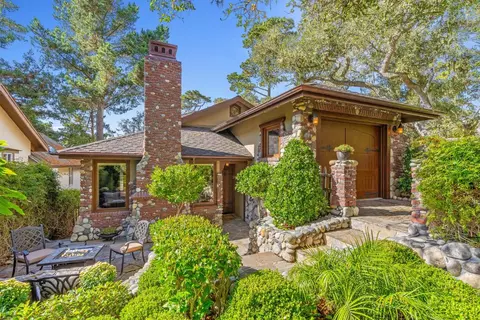 24584 Castro Ln, Carmel, CA 93923