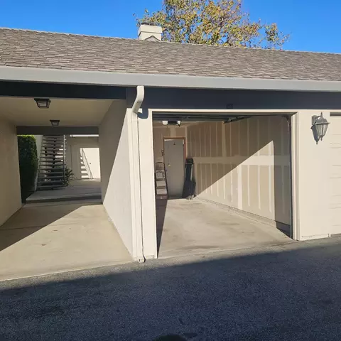 Exterior - 1056 Padre Dr 8, Salinas, CA 93901 photo 6 of 11