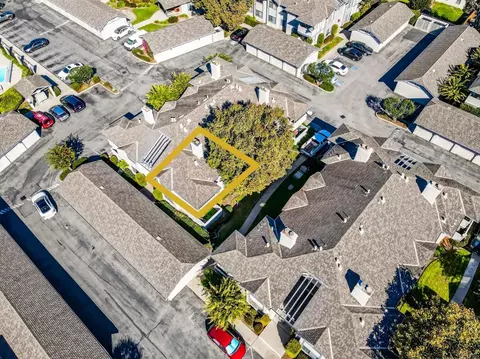 View/Area - 1056 Padre Dr 8, Salinas, CA 93901 photo 2 of 8