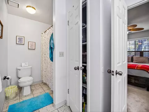 Bath - 1056 Padre Dr 8, Salinas, CA 93901 photo 1 of 3